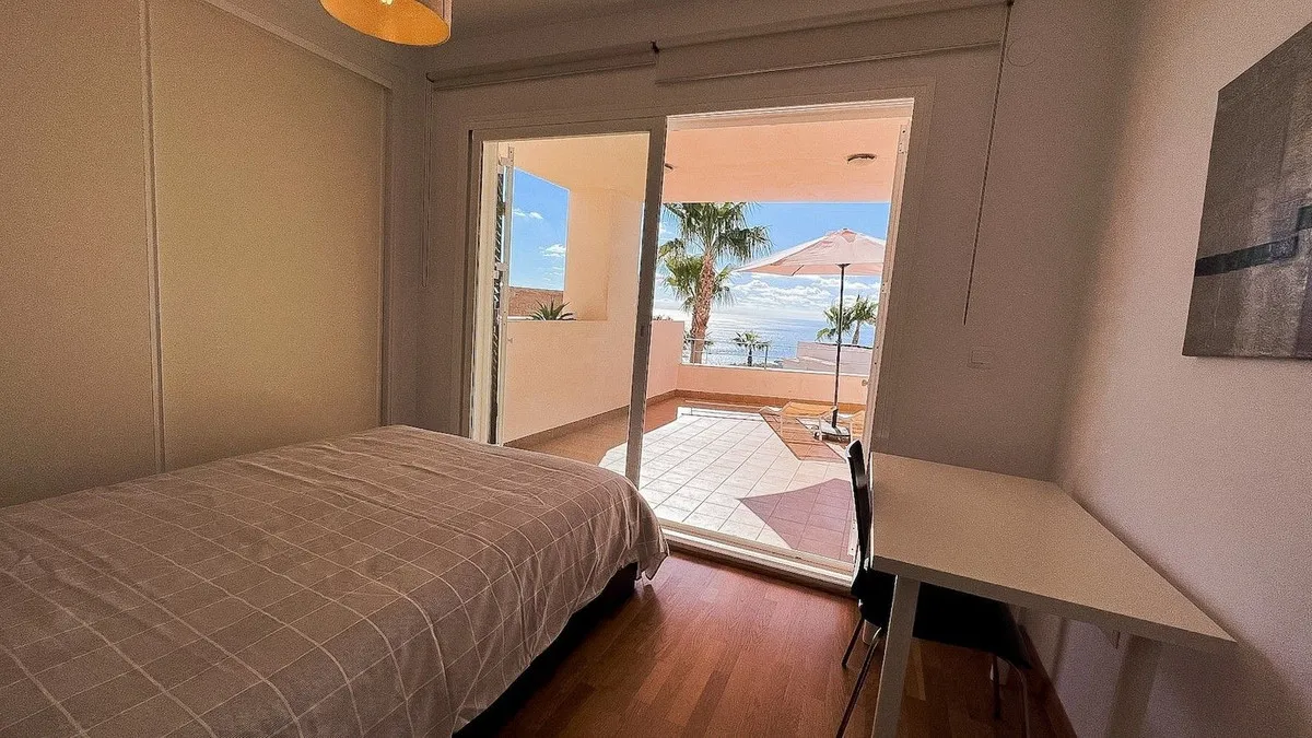 8d2dc843-aee2-4296-9ca8-e0147995ec0c