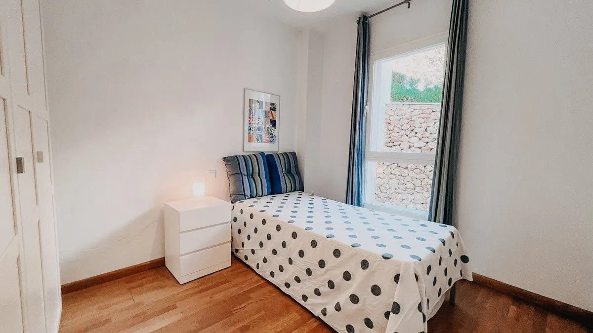 a91abc8c-ecbb-4d99-a069-eb5c23fa43a5