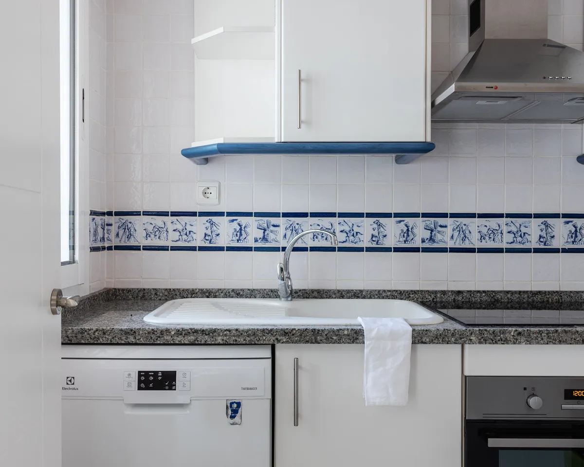 05427b20-8a77-4831-8b82-44bbdb70292a