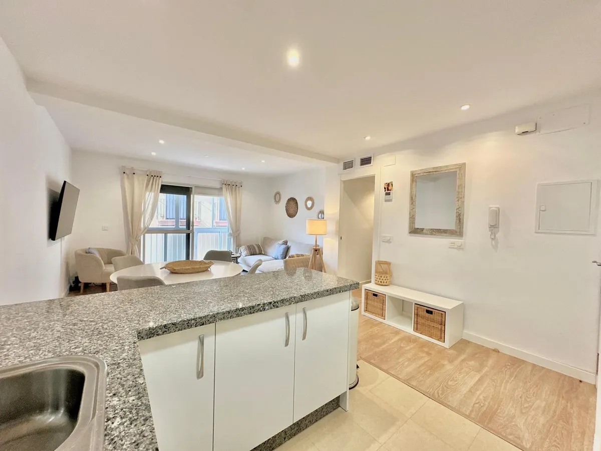 0f091898-758c-4a1a-853b-1c6ae9bbf261