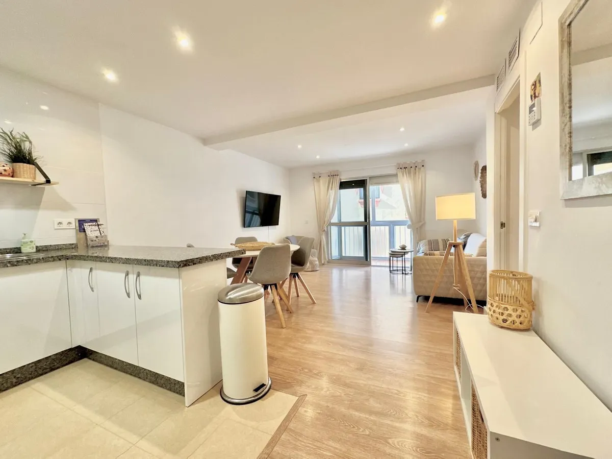 27b7fa75-8778-4bd6-882d-77cd951b3500