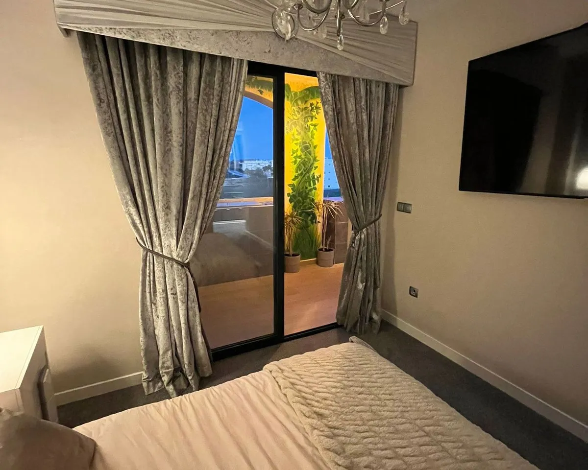 9156e17b-f4f1-4085-8c5d-7c8fc99a0d54