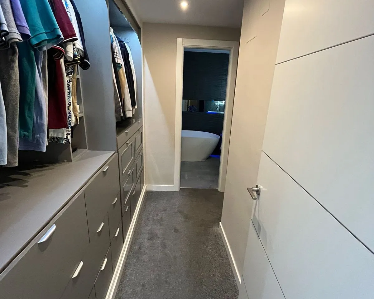 ba2e7a75-fe03-40bf-ae7c-f78d5189a745