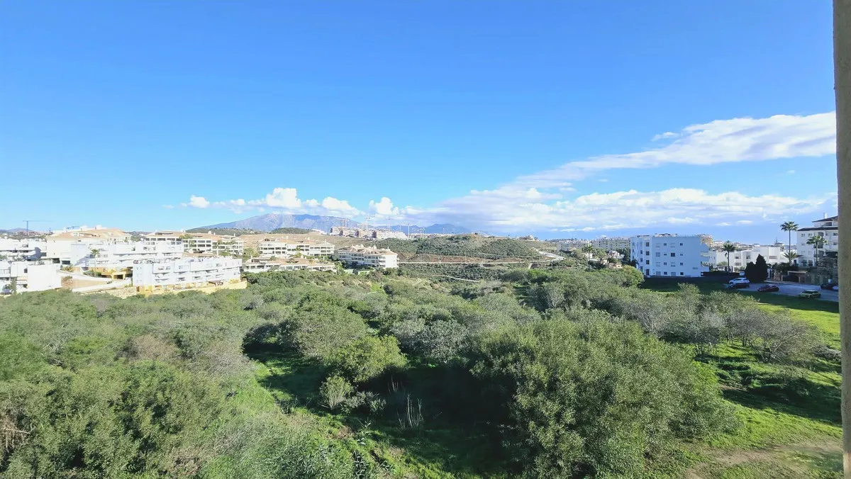 04aa268a-3cb0-4a12-b093-3475c0d4d5c9