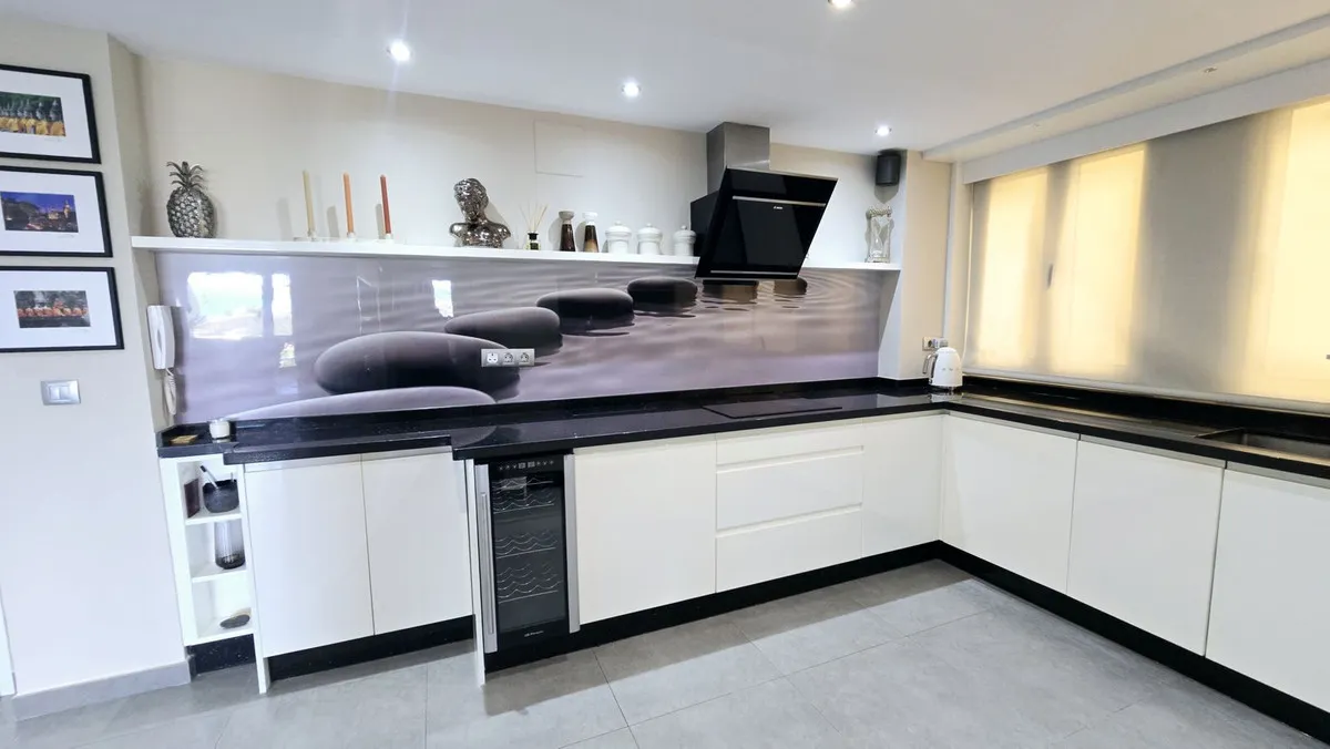 1f972944-4302-4a08-9e79-092a1a415715