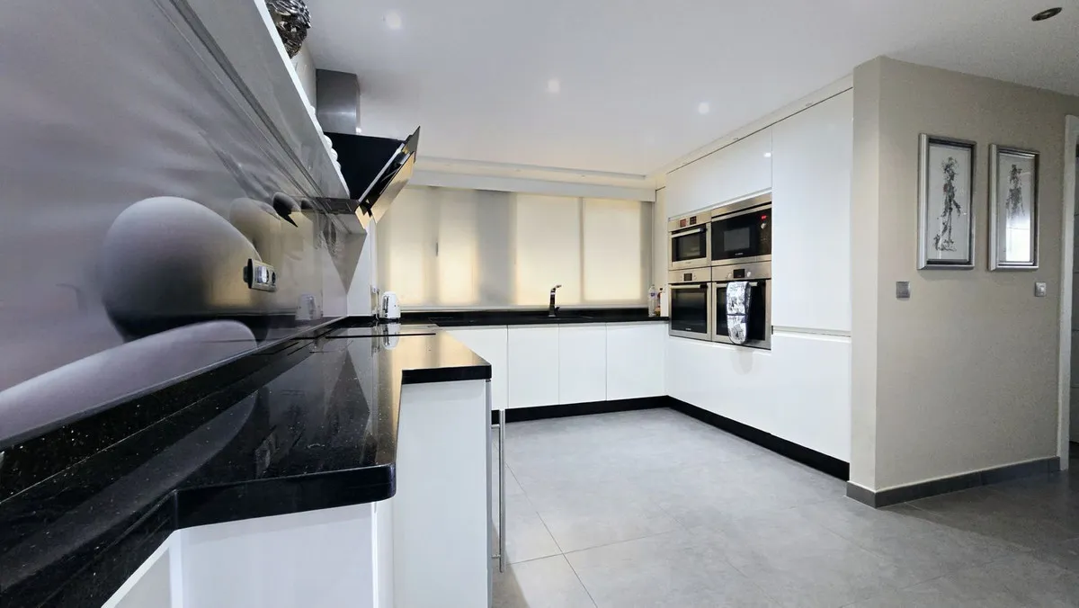 446dc63d-f854-4c7b-abd3-68d9e09f3ea3