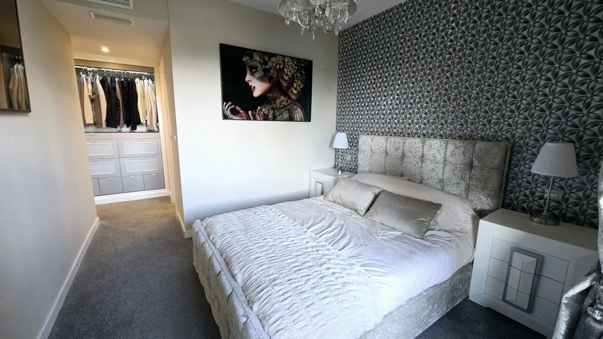 dcd9e323-a242-4425-8ea7-446f258aa05a