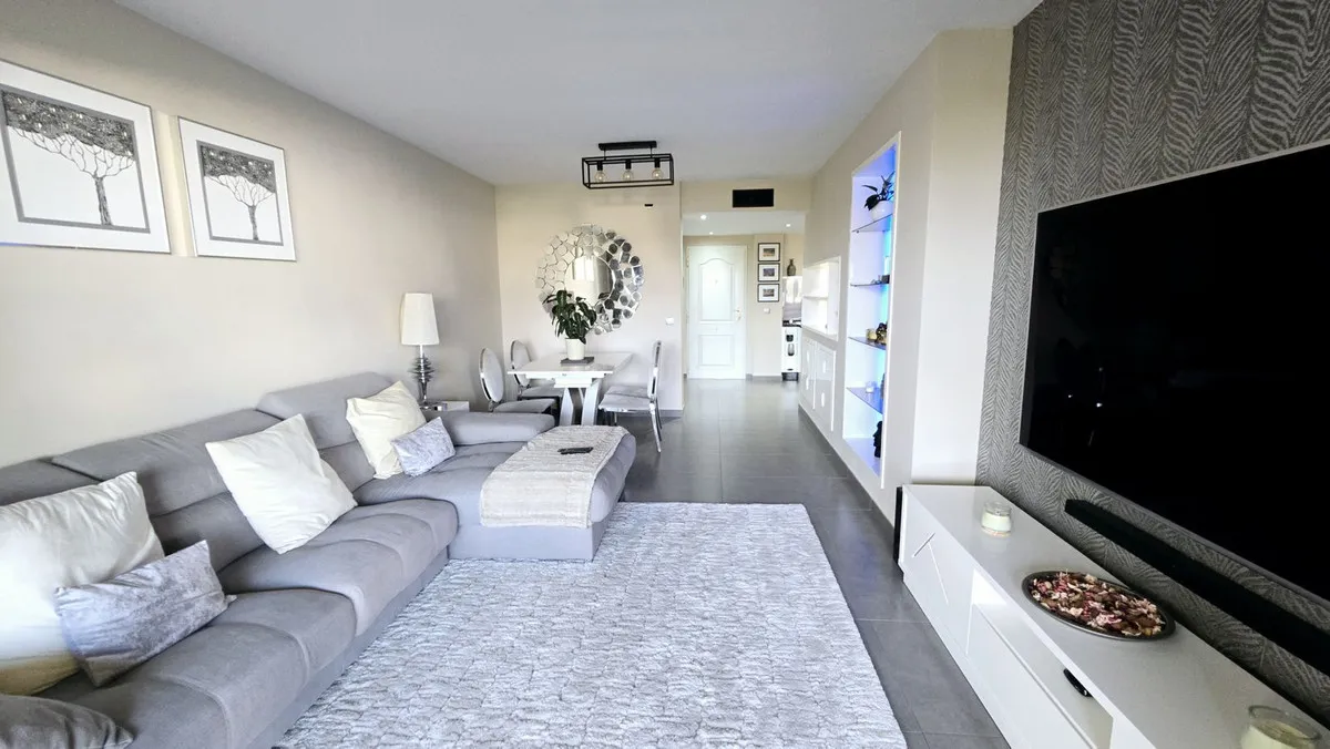 f78296f4-127d-4eaa-9959-5a104afd71ce