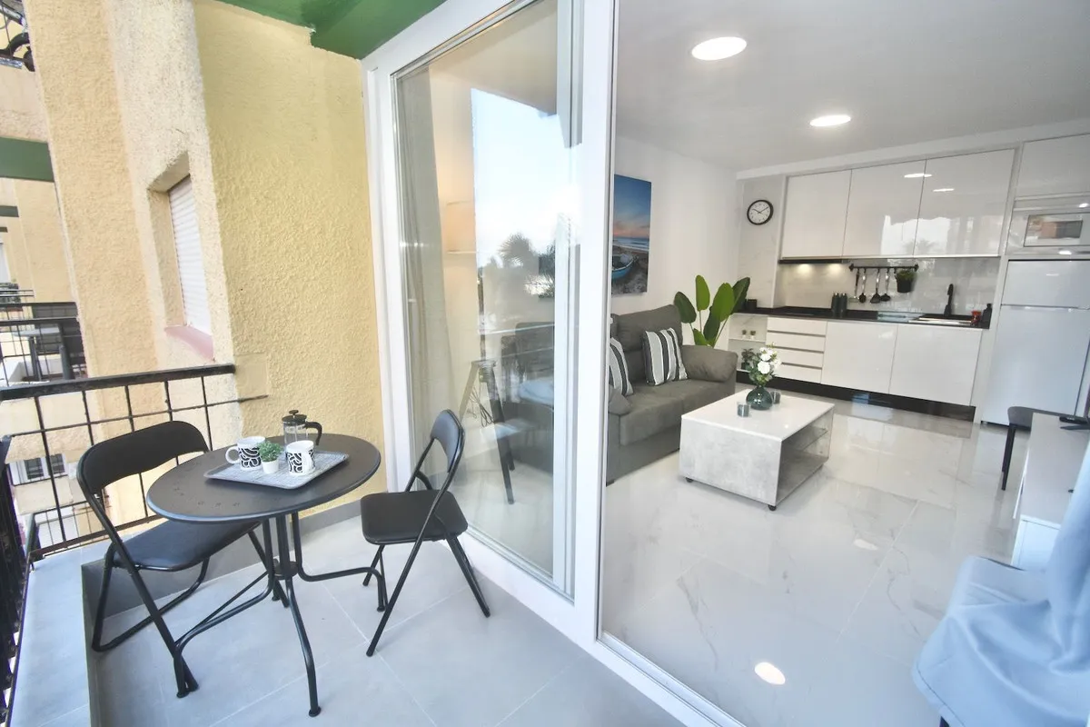 fe78489d-9595-4294-8949-bb0de4ba94de