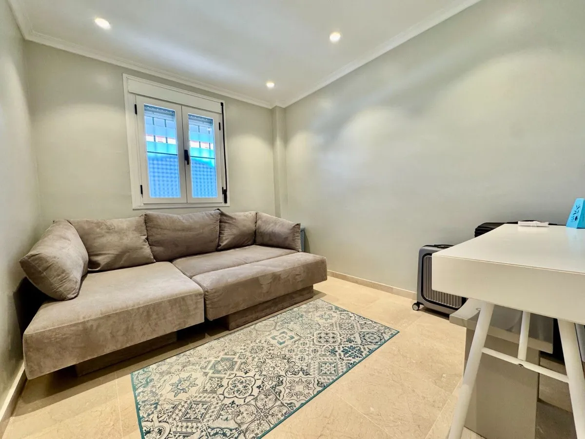 a50d23dd-c41d-4eb5-8963-7aaa8149f3db