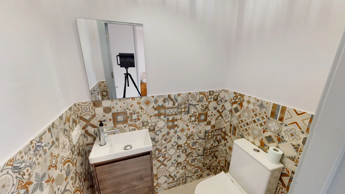 2f904620-fd62-4c1e-b035-a1a7c5e5e8b0