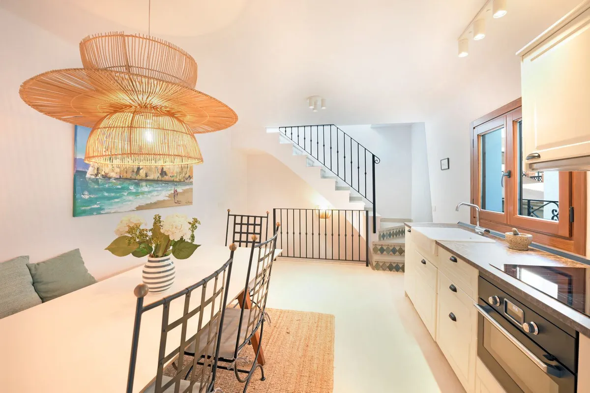 3792d0d8-7990-4d8a-bebc-6a8eceef4771