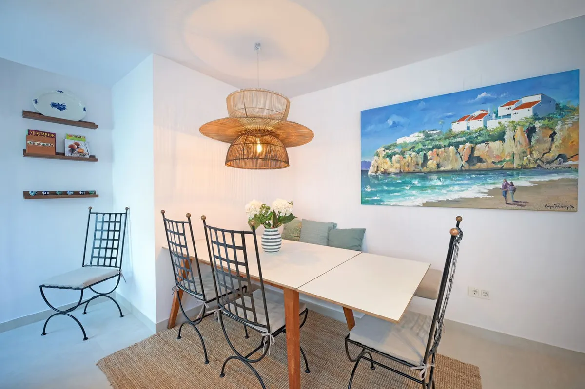 7e90d6d6-a80f-4a54-a06a-83a5c0eda147