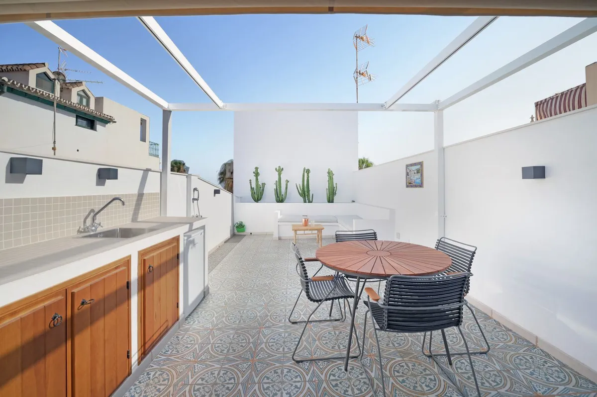 9ffe68ce-fe59-4b62-b1a6-f10ce7ece1e8