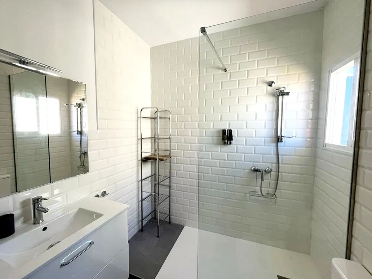 ec0032ea-655b-4988-9342-05148e98659c