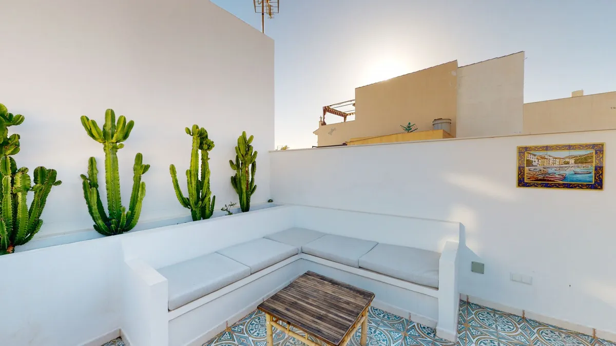 0407d8fc-f9aa-453c-98d9-8bad3c52ee8c