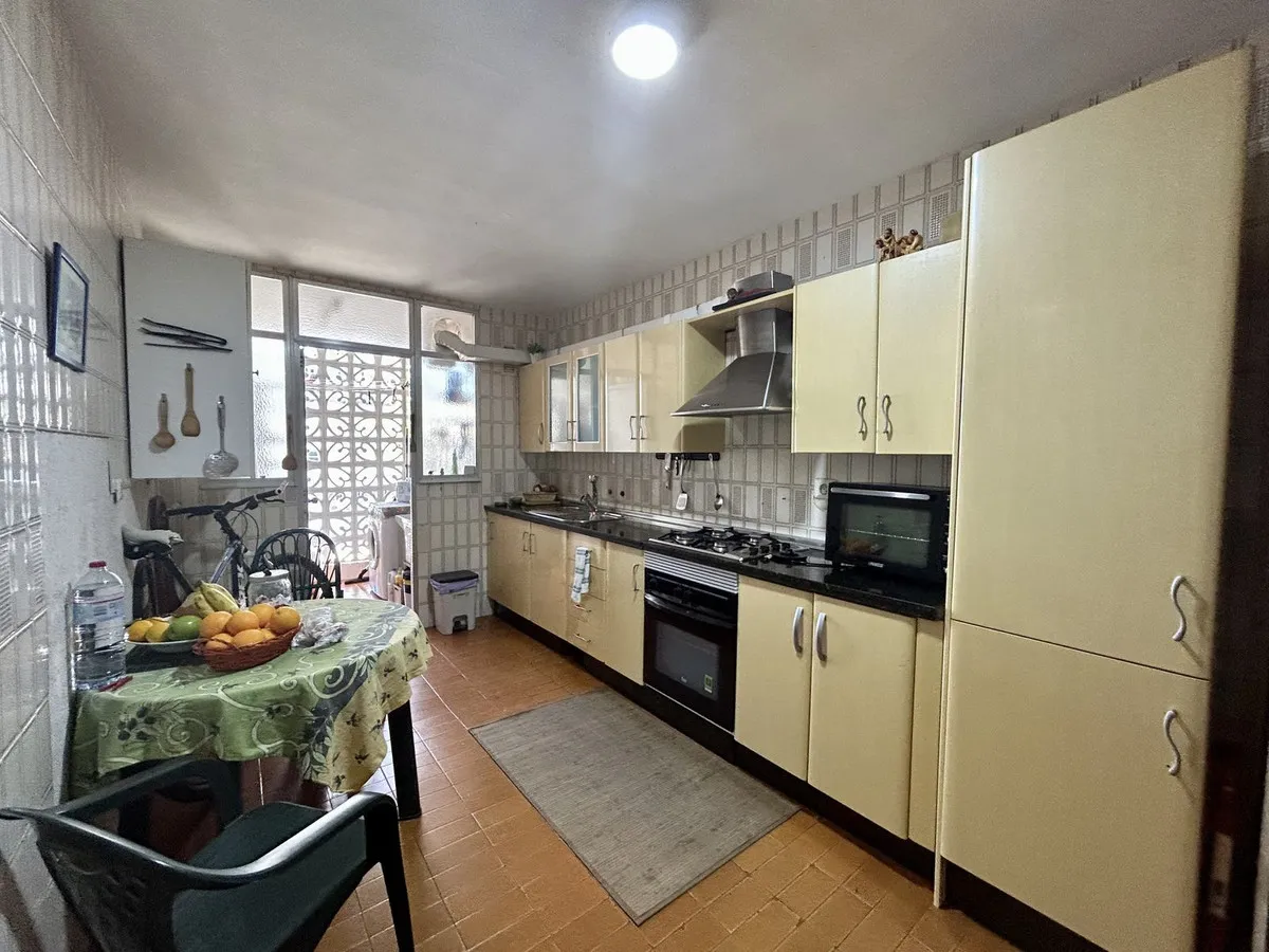 06584617-e771-4a1c-a853-5defa77ea831