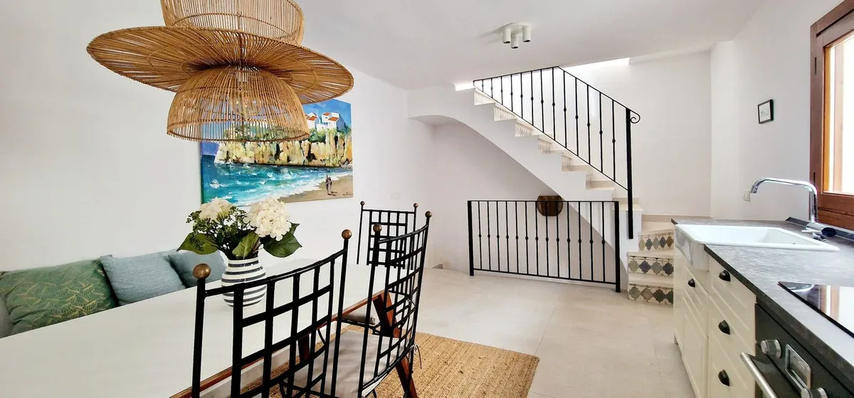 5959cb7d-8ab3-4baf-b3af-d878a7b5f051