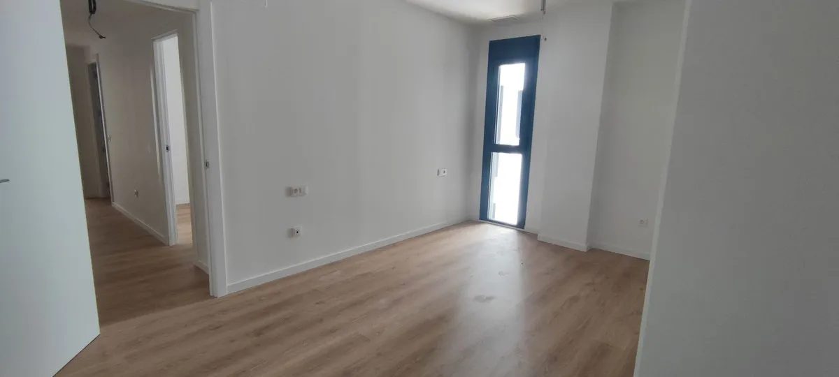 83b7971a-40ca-4c66-9ebf-f1d238a5788e