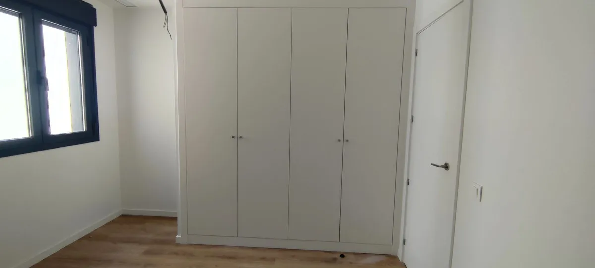 b8c15d78-74b7-4dc9-9d87-7901a97fd489