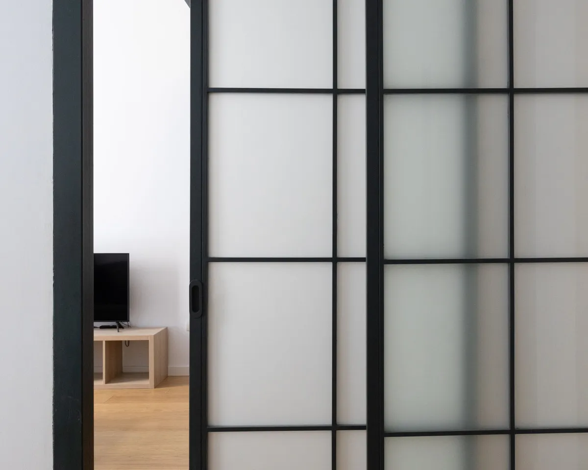 e808d283-fdb2-4e30-ad4a-257c7fb9704f