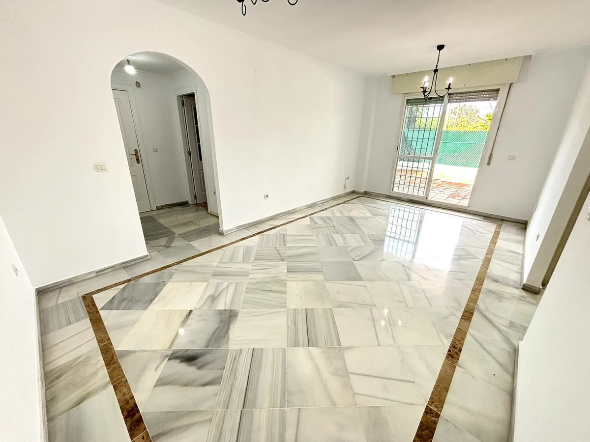 b51256e3-062f-43dd-a16b-2944b9d84451