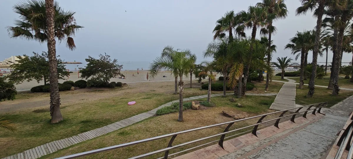 402ae860-7b43-478b-9c62-4153ba01370f