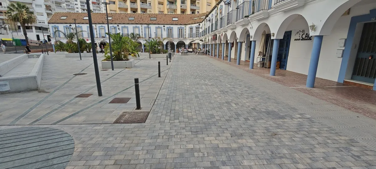 41d9052f-209b-4cb2-8b14-965329a3ffab