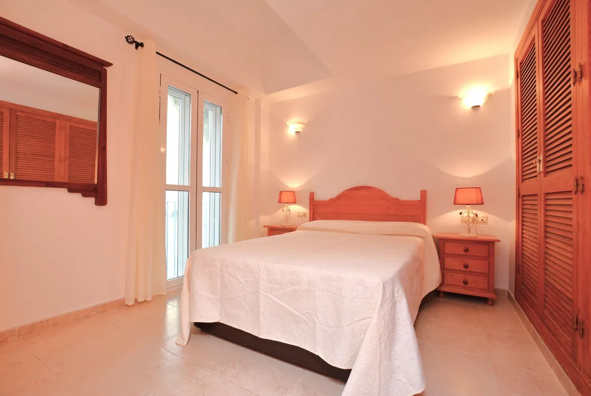 fd79311c-3f98-4c27-8085-2d616029840d