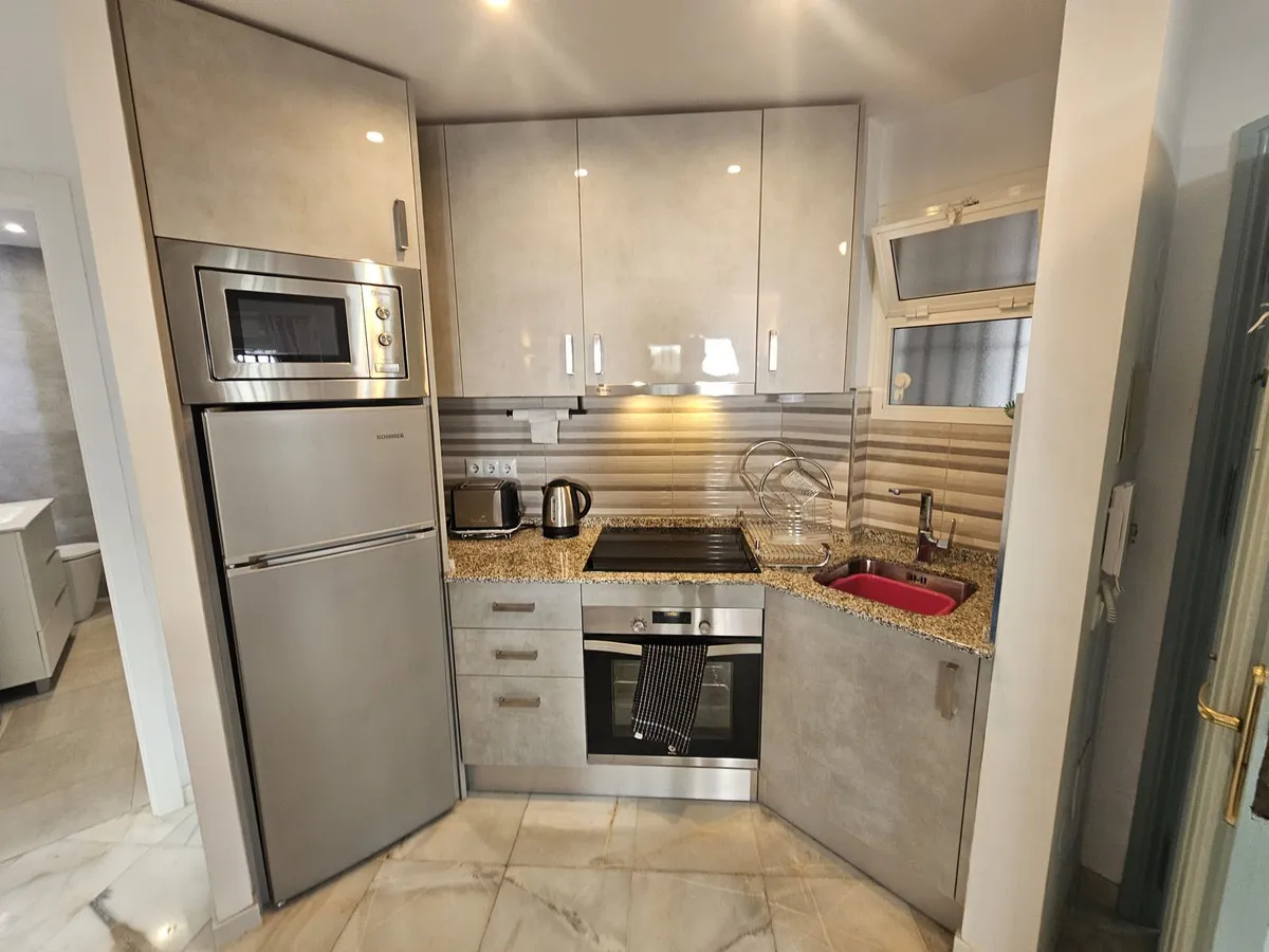 18735795-9f7e-42f3-be45-fff4cc9449aa