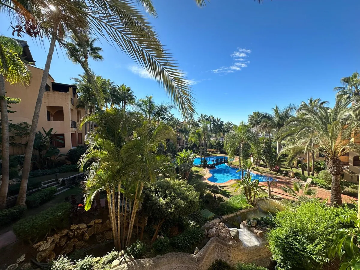 64c8cc77-12b6-4831-9577-ad7f9da5bcf2