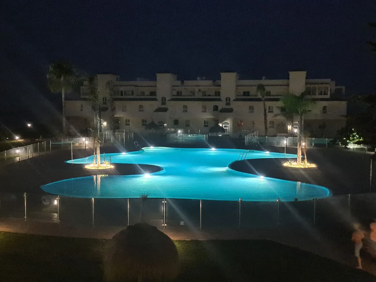 6aa51fbc-de10-4332-9358-6ca6968282d3