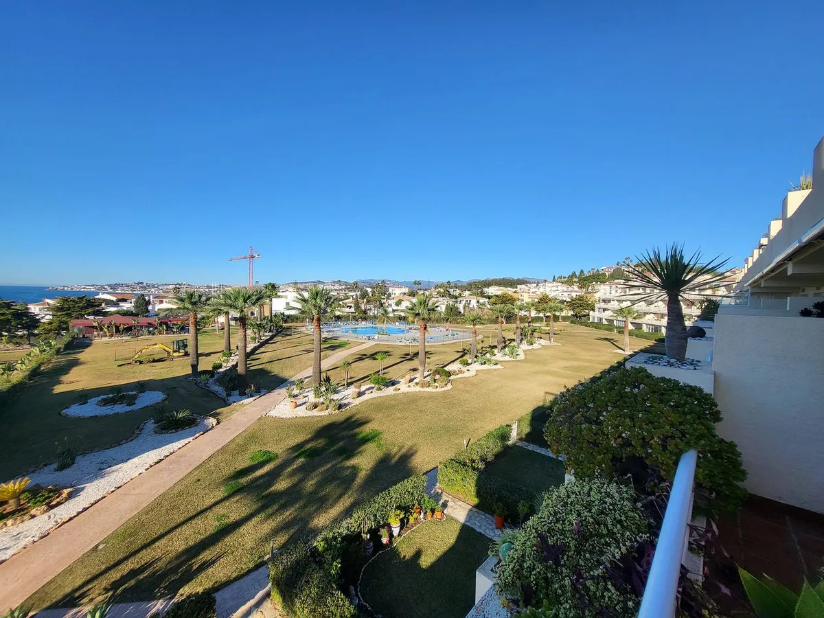 7dc393e1-02c4-4b8f-87b7-437c3a277251