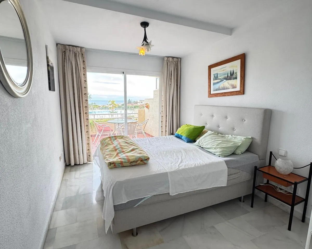 cbc05dce-4bd0-4b8e-8862-7ebe5b686abb