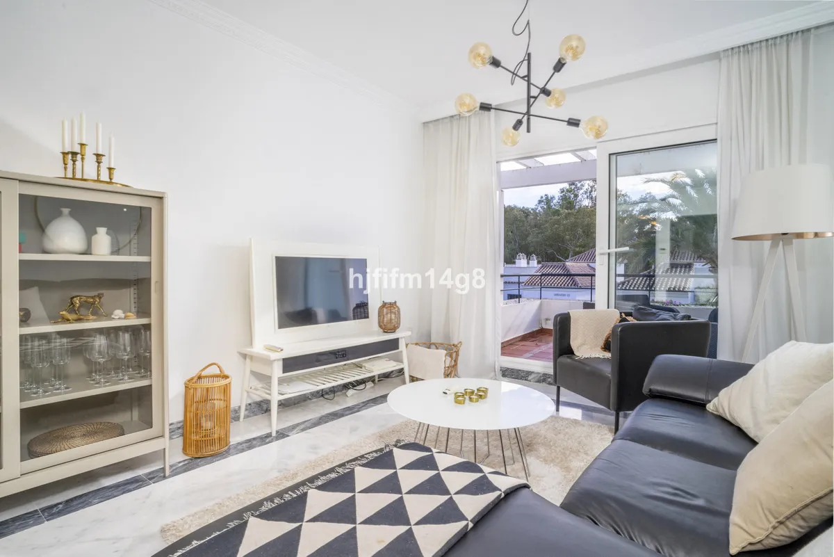 5cb0d147-b8d1-480c-bde6-76deb7342cd7