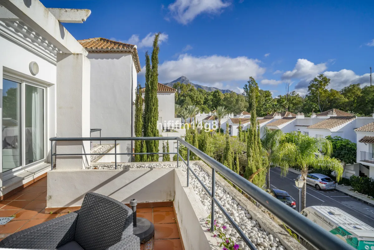 889c9de5-5b79-4753-9bcc-e634fae8da4f