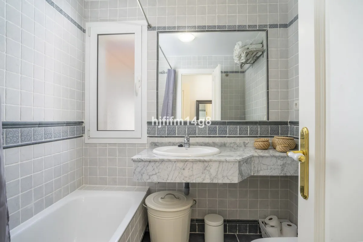 99ecff90-b7b8-46f1-b821-c8778807a9f6