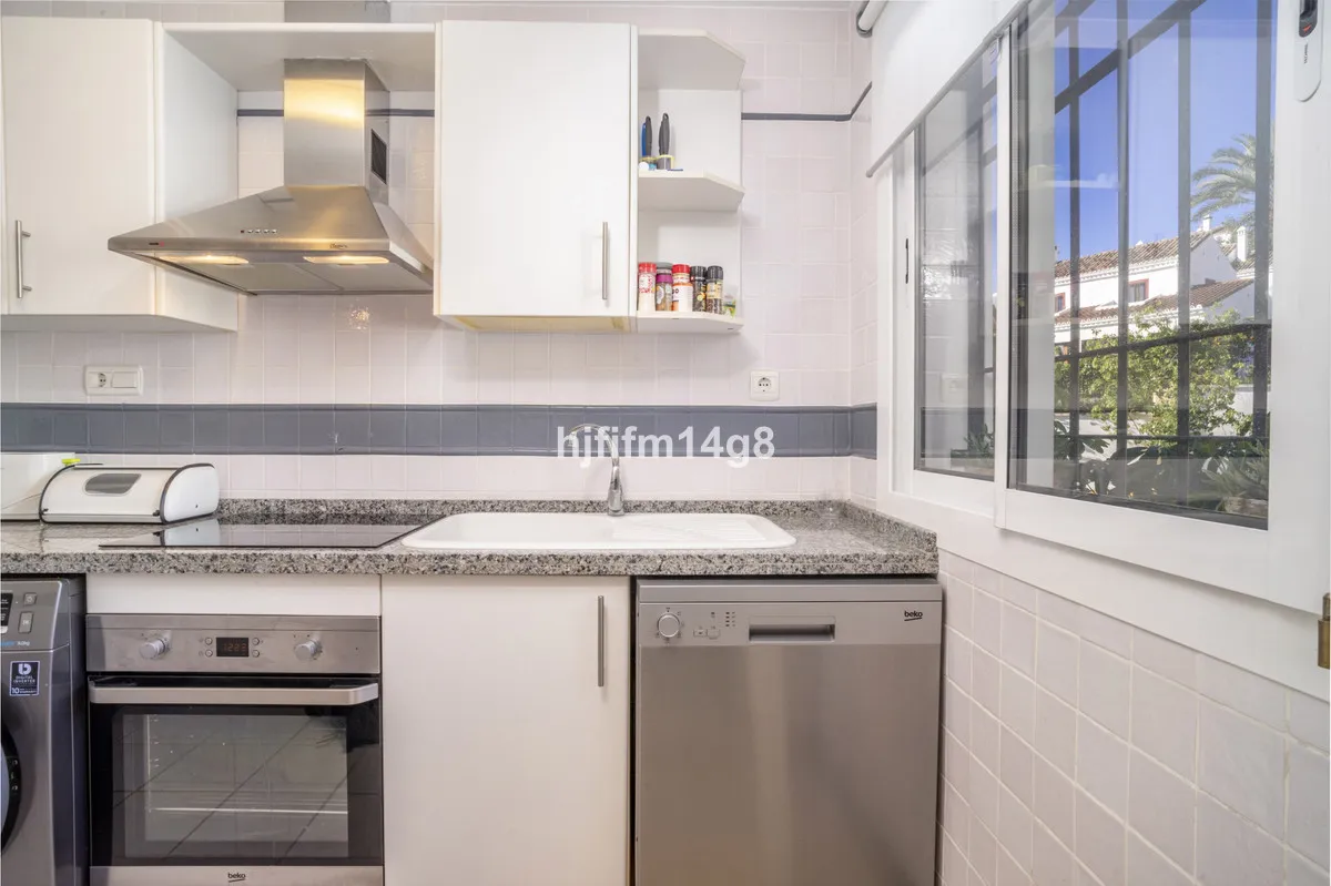 a8d2750d-4418-4e12-9c68-dbadb3fcc768