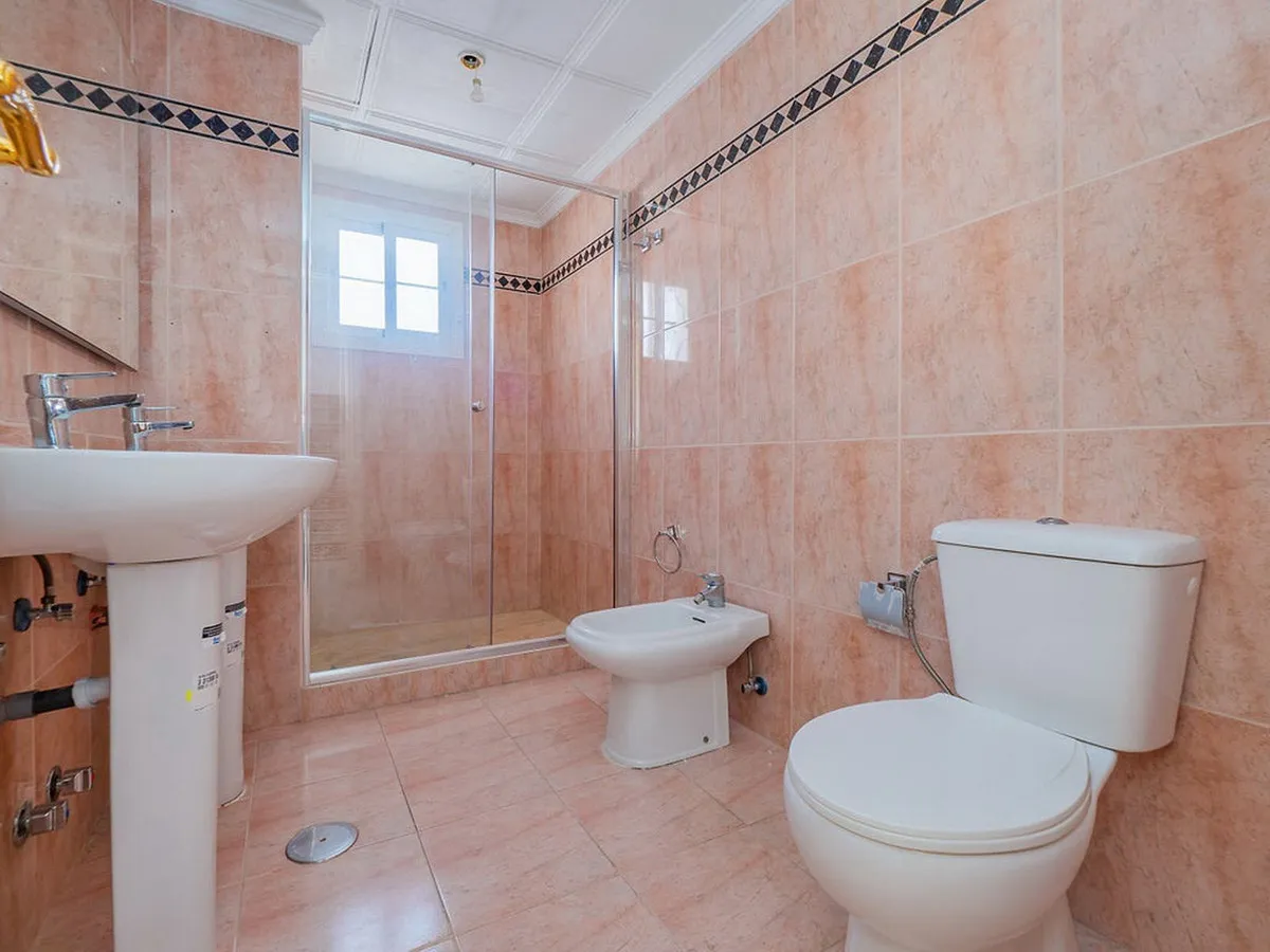 4ed7a5a0-7da6-4e78-a9c0-f9b1ba518a3a