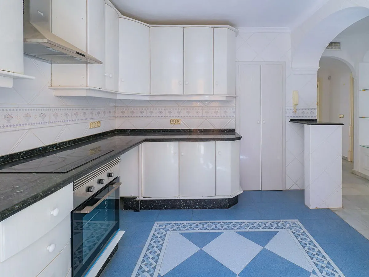 9af7e880-4e7f-4711-bbfb-a022e861a491