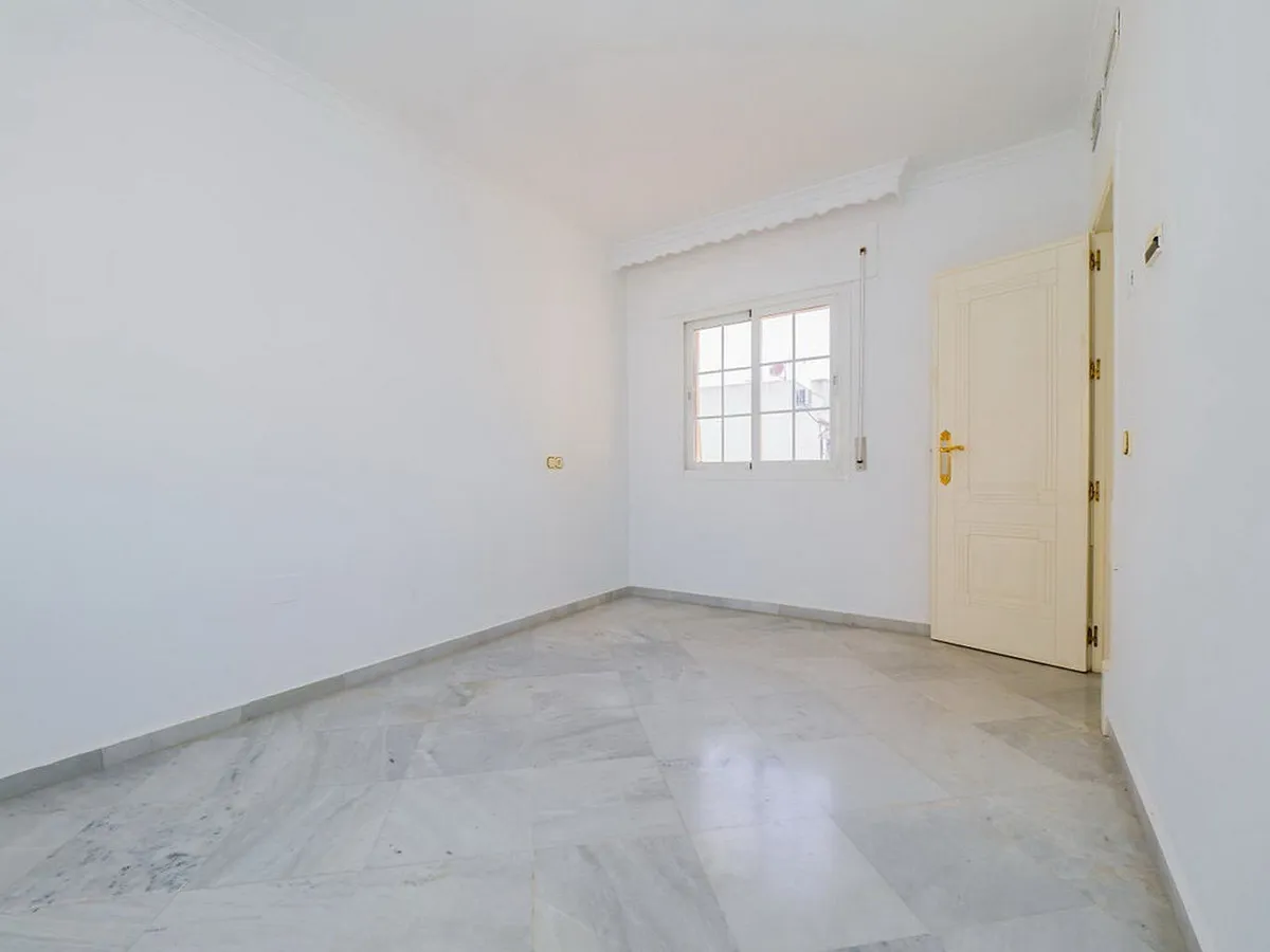 ee3bd399-90c2-4b06-afb9-3a85139353ca