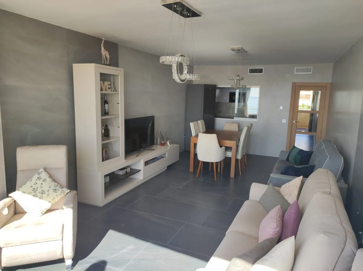 1a9dde21-06da-43b3-8ce8-57ac697244e9