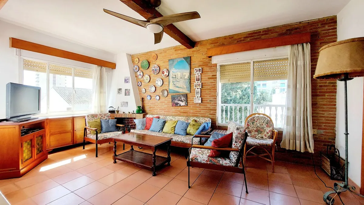 9f3ee2c8-26ce-4d2c-9fea-1209e12b80e6