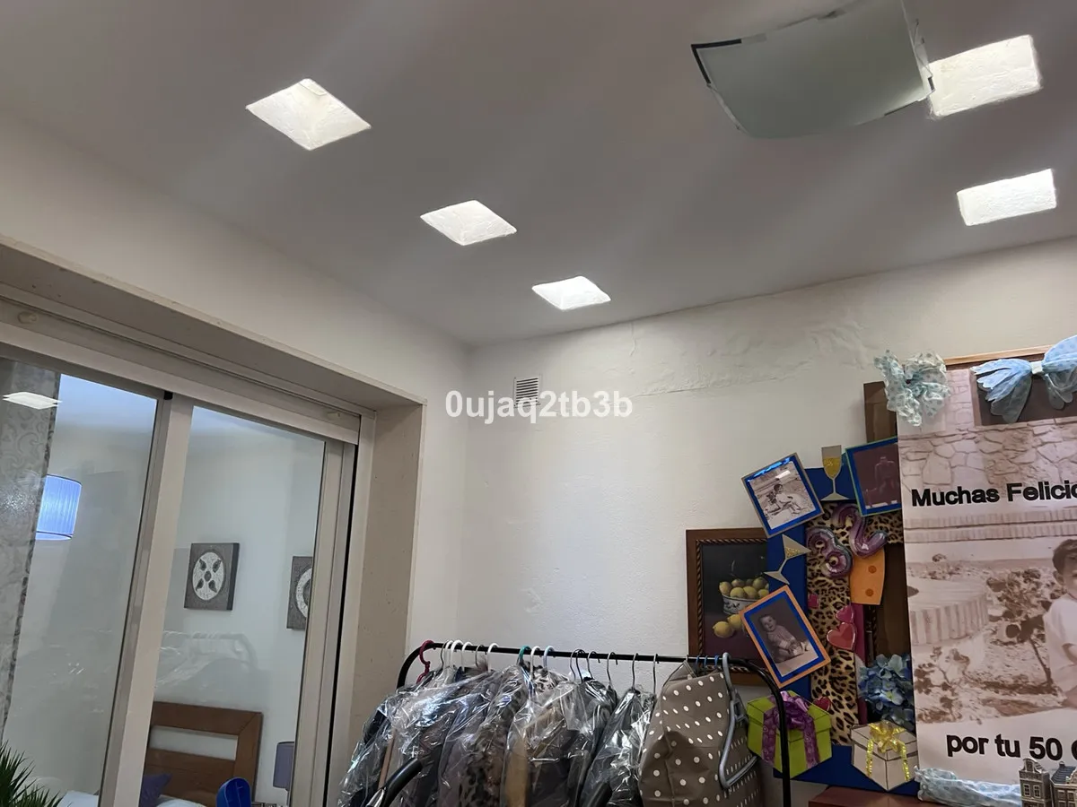 f2171449-b49d-44dc-93bd-83fa78d0c7bc