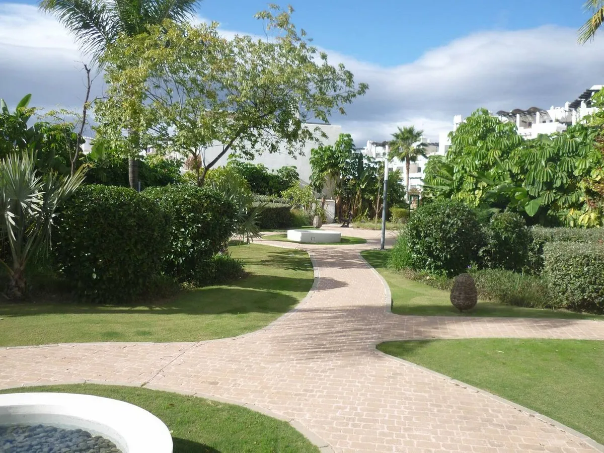 b89476cf-be32-4366-b546-60fbc442d15f