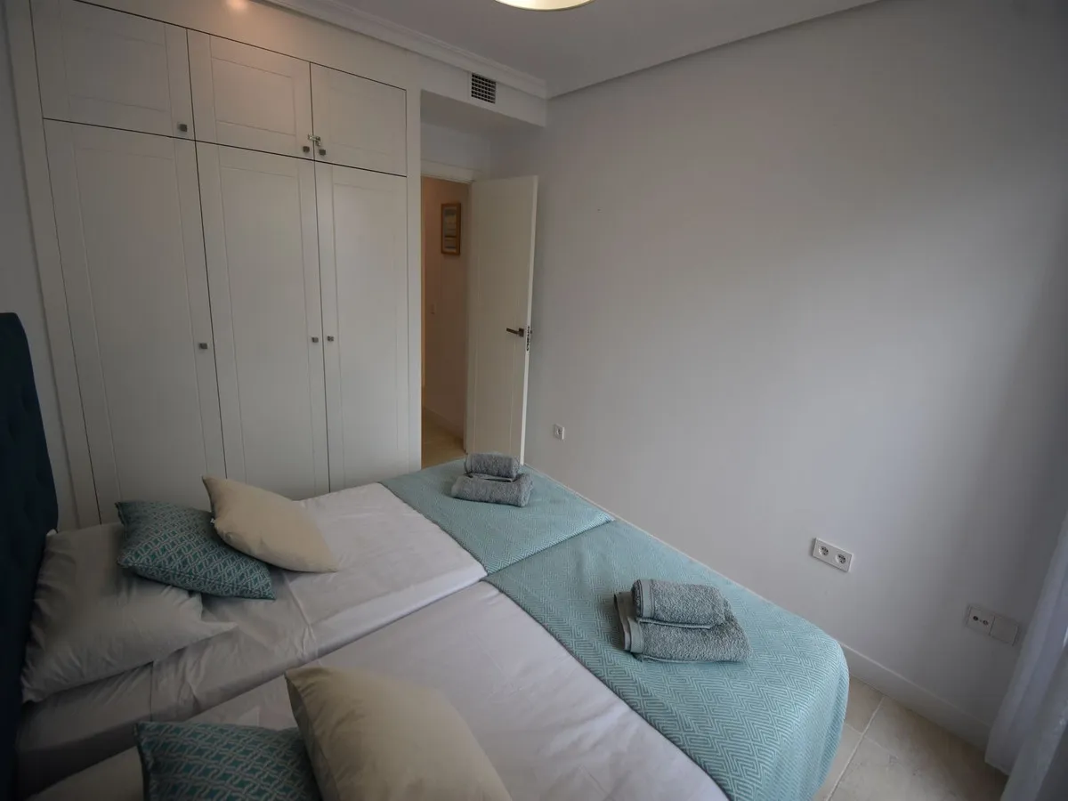 c0dbbe15-ccbc-46c5-9b59-a0cec76ebee6