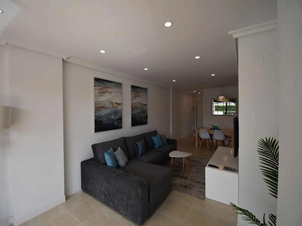 d8ca0764-b64c-43a4-b83c-4617fd79760f