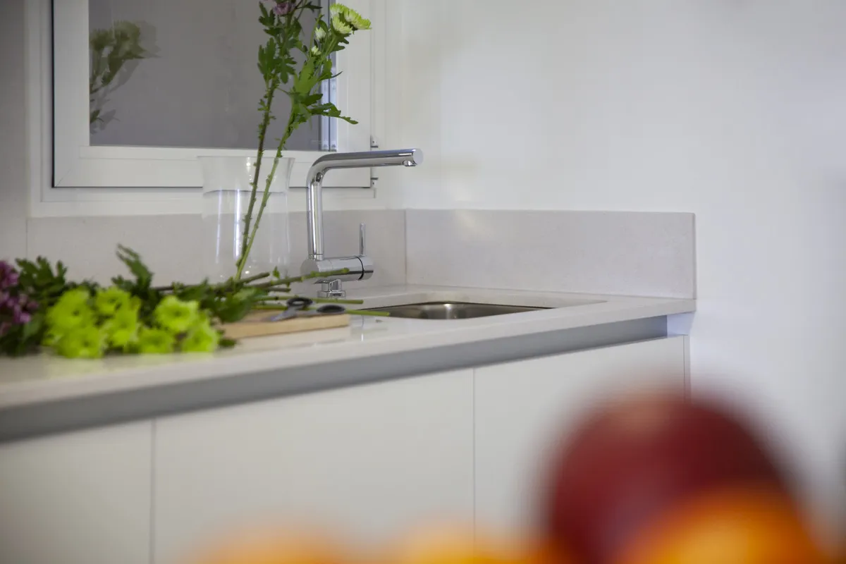 ca554e80-d27e-43fd-981d-6fe7e4c9e932