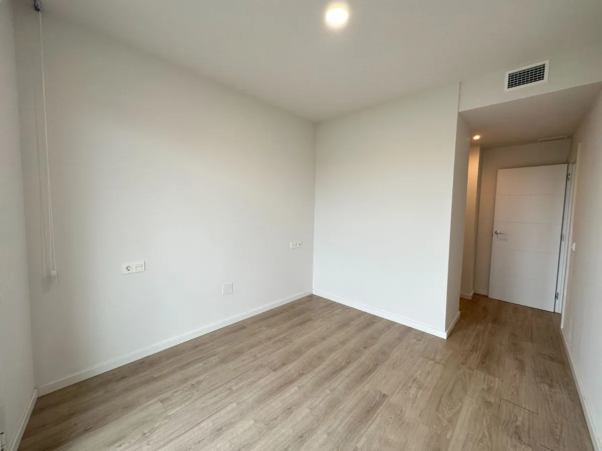 4fa29007-503e-4588-9e5b-8881f0a2f86c