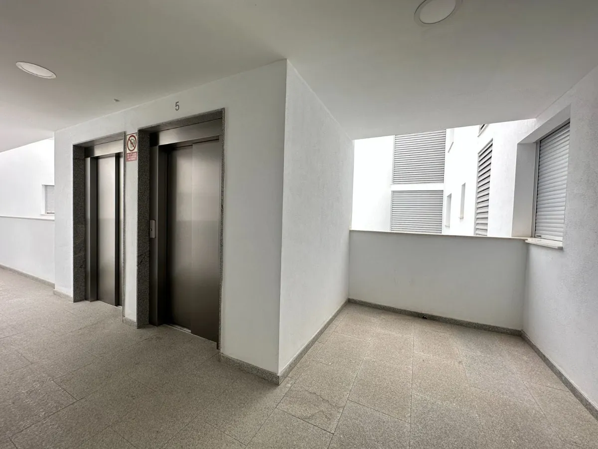 d78d9049-5671-4905-8021-fdccc626c1dd